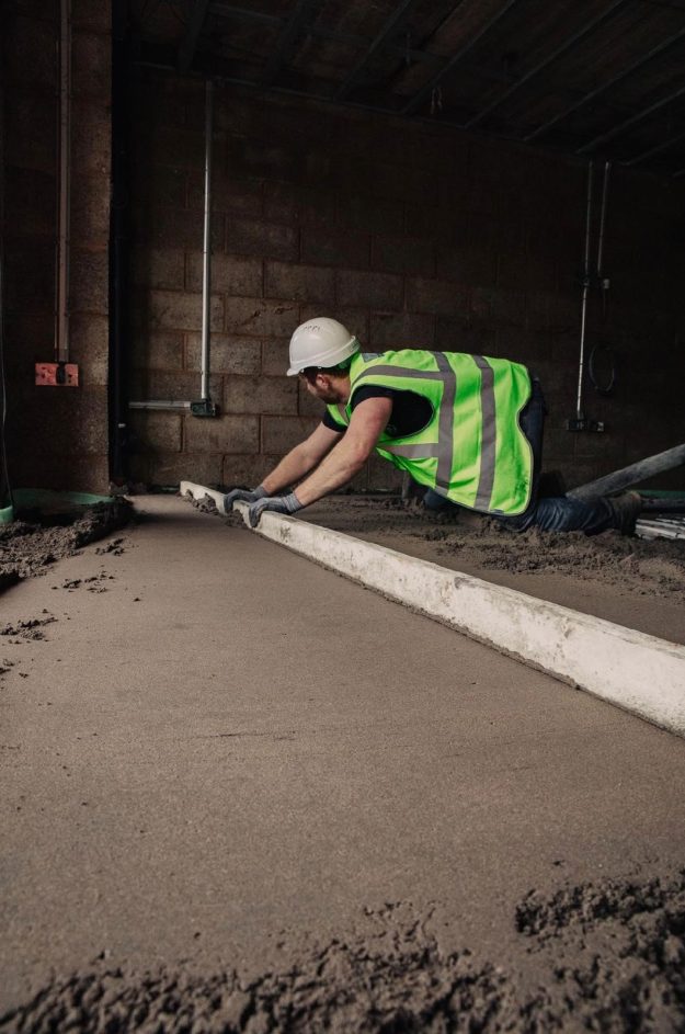 Polished Floor Screeding: The Modern Solution for Sleek and Durable Flooring