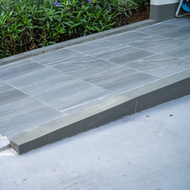 Screeding for External Steps and Ramps