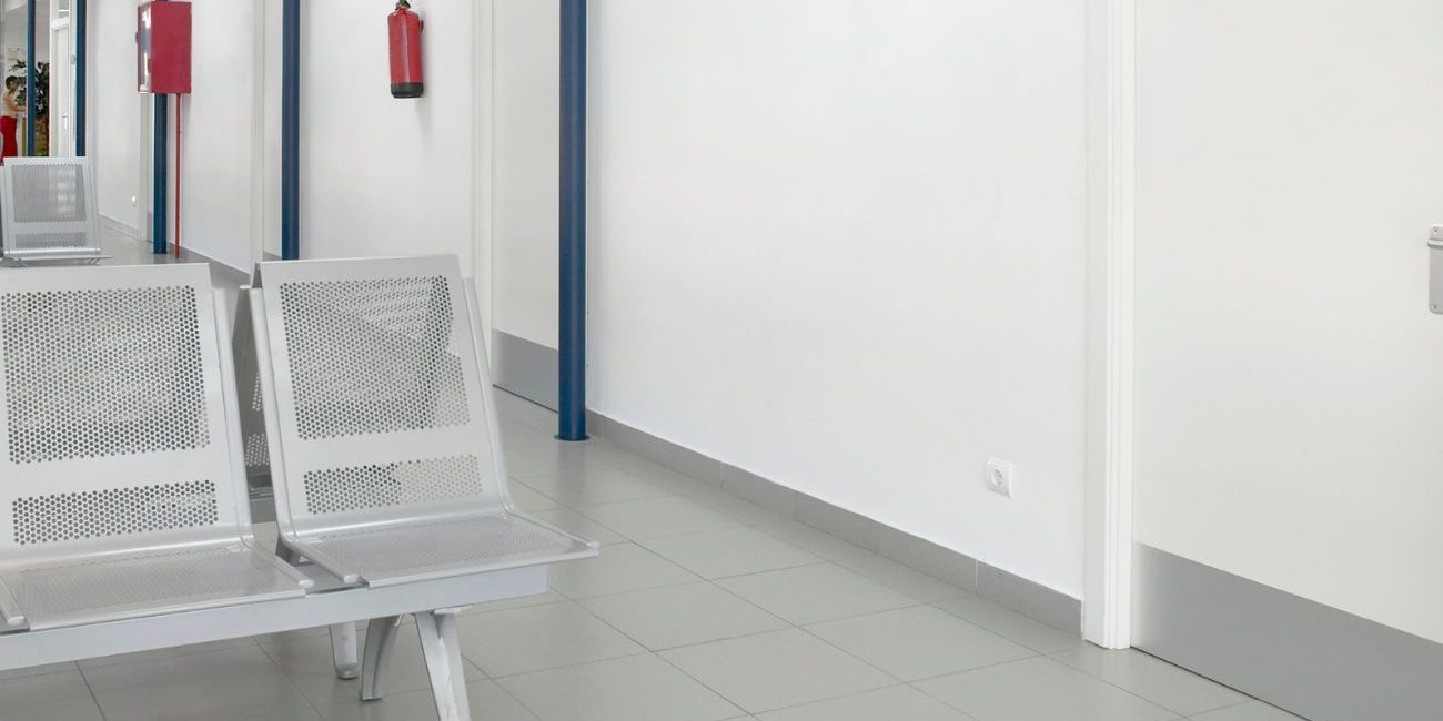 How Floor Screeding Can Improve Accessibility in Public Buildings